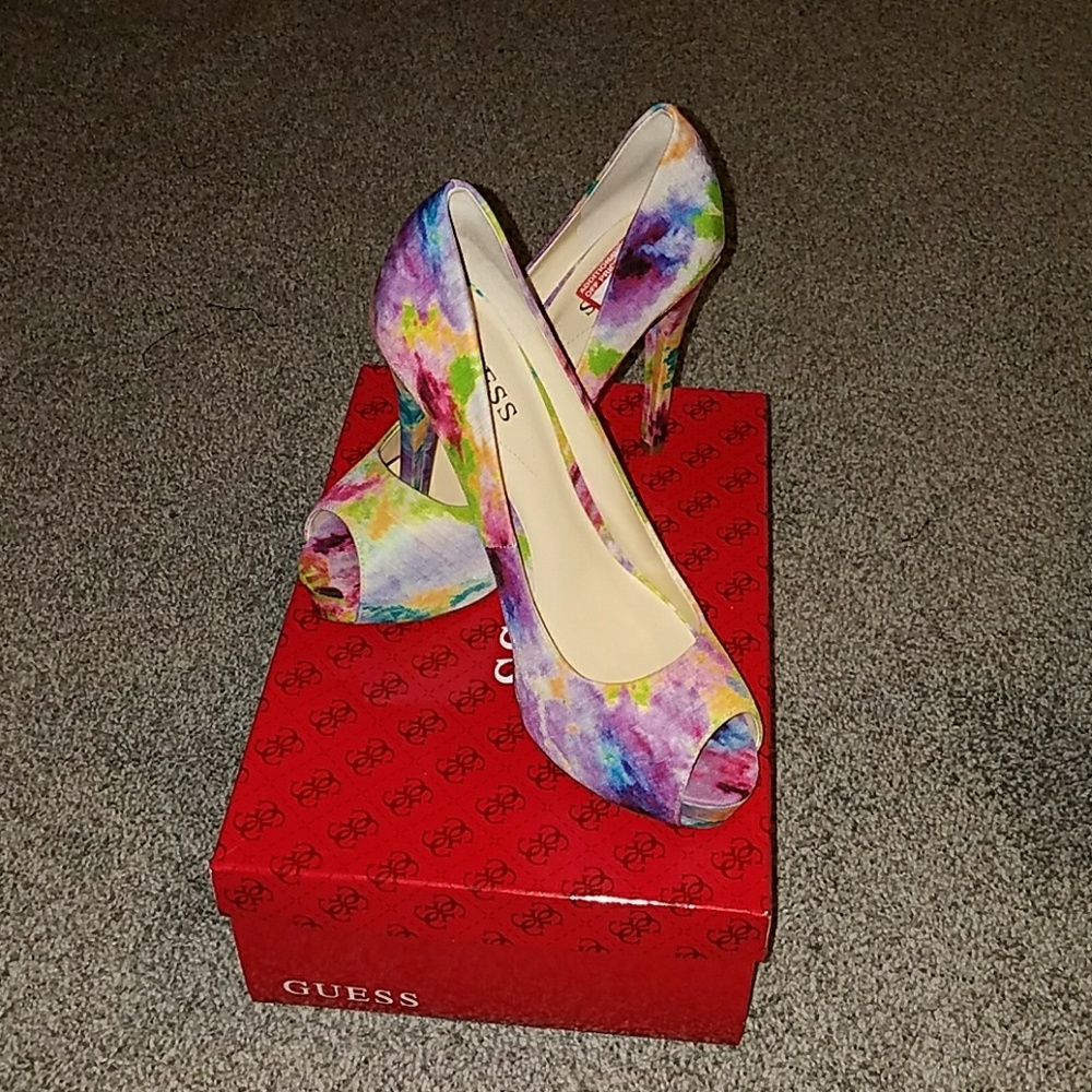 Guess heels